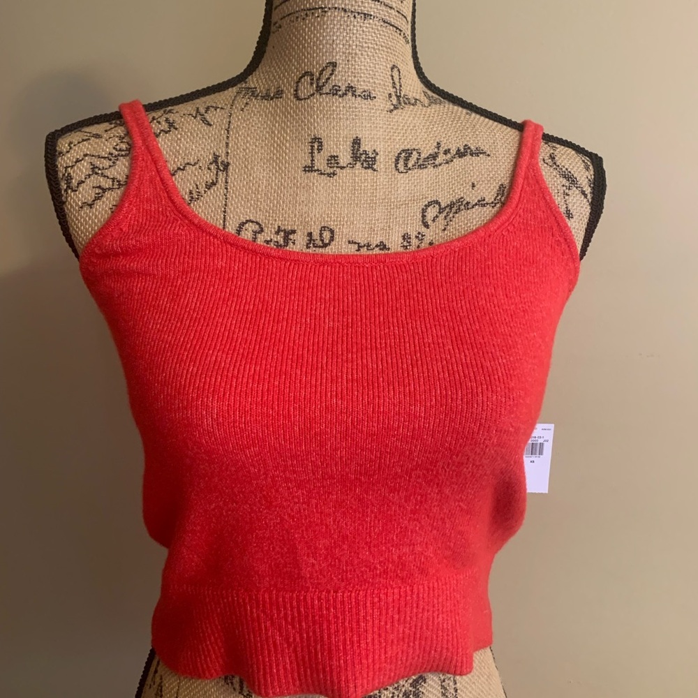 OLD NAVY ladies Bright tangerine cotton blend sweater type shell NWT in size XS